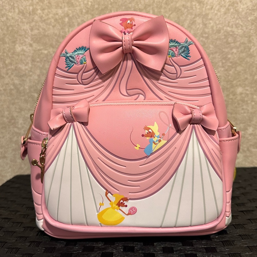 ‼️ NWT DISNEY X LOUNGEFLY CINDERELLA 70TH ANNIVERSARY MINI BACKPACK